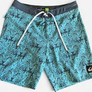 Quiksilver Shorts Mens Size 31 Board Shorts Cheeta Graphic All Over Print Nature